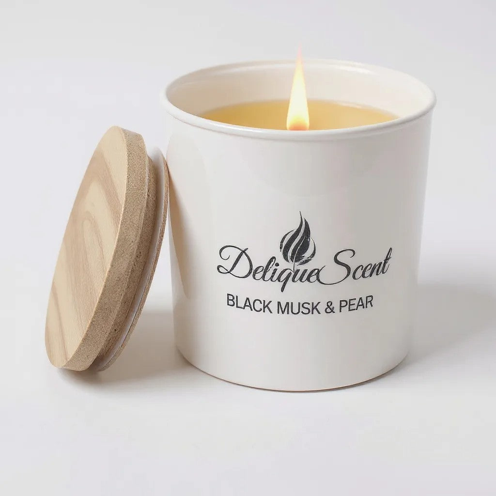 Black Musk & Pear – Soy Candle